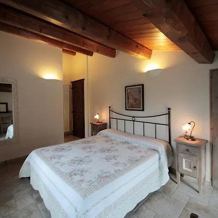 Casenuove Bed & Breakfast